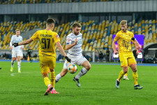 Soi kèo FC Mynai vs Rukh Vynnyky, nhận định 17h00 ngày 25/05 - VĐQG Ukraine